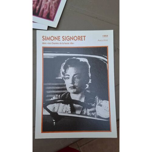 Simone Signoret Dans "Les Chemins De La Haute Ville "