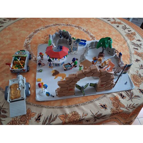 PLAYMOBIL ZOO 6634 +VOITURE 4855