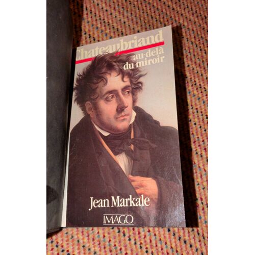 Châteaubriant Au-Delà Du Miroir