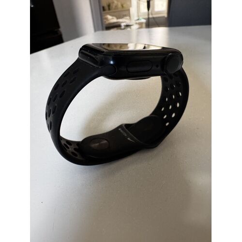 Apple Watch SE 40 mm (2nd gen) Midnight aluminium GPS