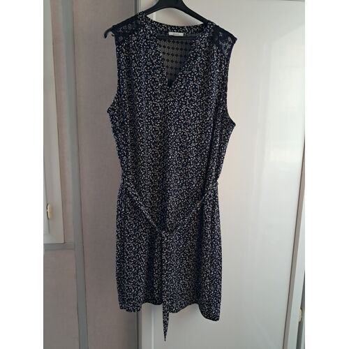 Robe Neuve Taille 52 La Halle