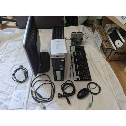 Ordianteur complet NEC Athlon 64 , 2Go RAM, 80 Go de DD, avec ecran, clavier, souris et enceinte