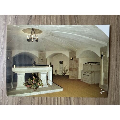 Carte Postale : Saint-Pern (35190) - Crypte De La Chapelle Et Tombeau De Jeanne Jugan