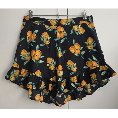 Short Prettylittlething, Taille 38