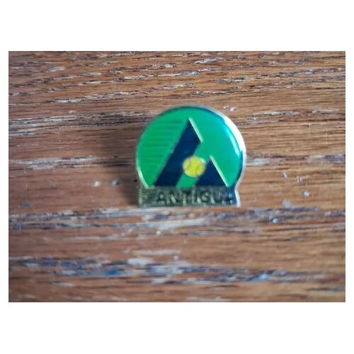 Pin'S Antigua