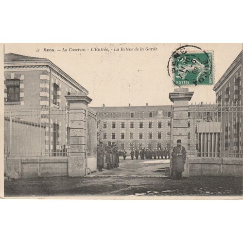 Sens La Caserne