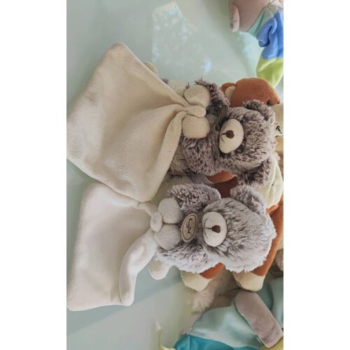 Doudou ours chiné avec mouchoir baby nat