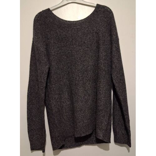 Pull Ardene Gris Chiné Avec Le Dos Ouvert