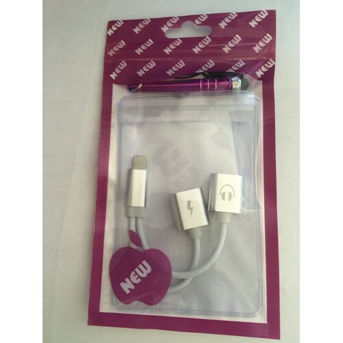 Adaptateur 2-en-1 argenté et blanc avec un connecteur Lightning mâle d'un côté et deux ports femelles de l'autre (marqués d'un éclair pour la charge et d'un casque pour l'audio)