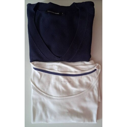 Lot D'Un Pull Monoprix Et Un Tee-Shirt In Extenso En Xl