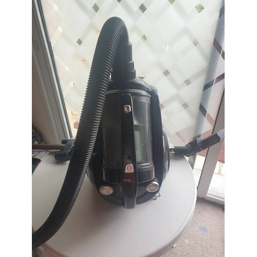 Aspirateur QUIGG CBS2011.15 800W
