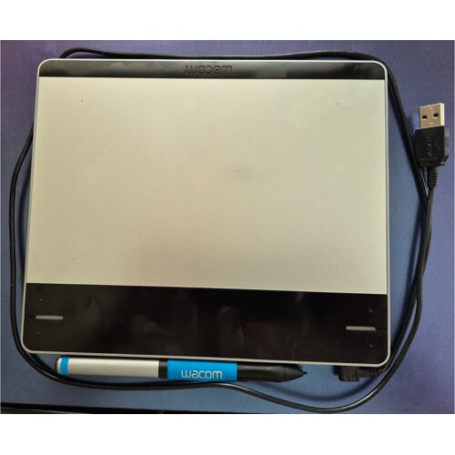 Tablette graphique (pour dessin manuel) WACOM Intuos Pen Small