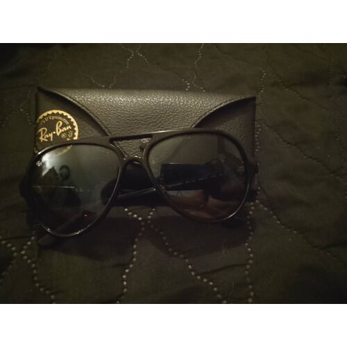Lunettes Ray Ban Homme Noires .