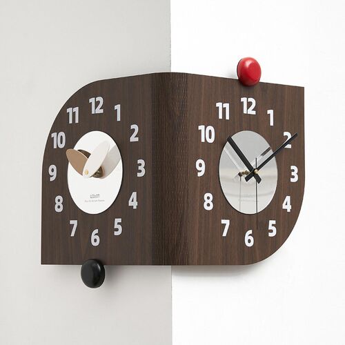 Horloge Murale d'Angle Double Face à Quartz Silencieux Marron Foncé YONIS