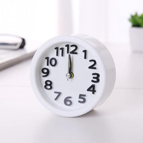 Réveil Analogique Silencieux Rond Blanc à Quartz Avec Affichage Lumineux Blanc YONIS