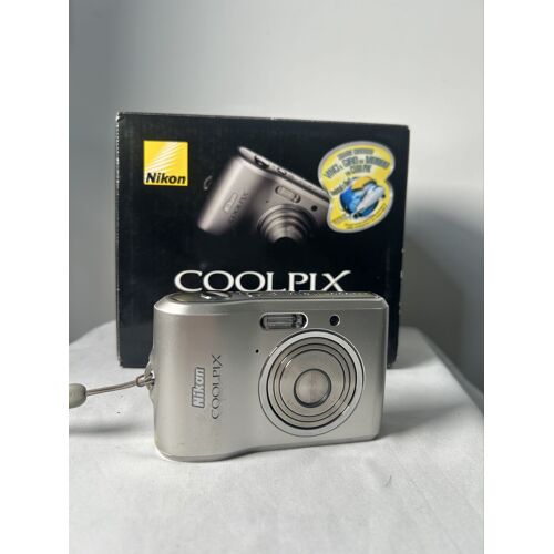 Appareil photo numérique compact Nikon Coolpix L16 – Très bon état