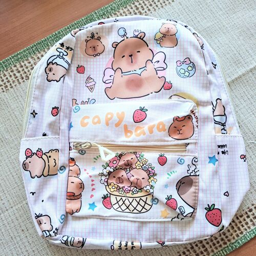 Petit Sac à Dos Capybara Motif Kawaii Fraises