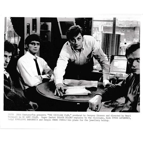 Le Clan Des Siciliens (The Sicilian Clan) : Photo Argentique D'Exploitation Cinématographique - Format 20x25 Cm - De Henri Verneuil Avec Jean Gabin, Alain Delon, Lino Ventura, Irina Demick - 1969