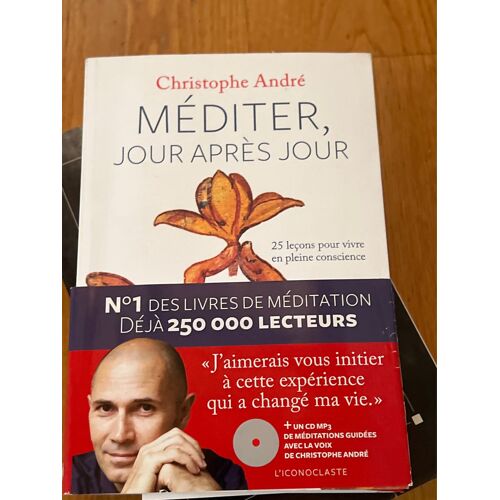 Livre Neuf Méditer, Jour Après Jour – Christophe André (Avec Cd Mp3) - Jamais Utilisé