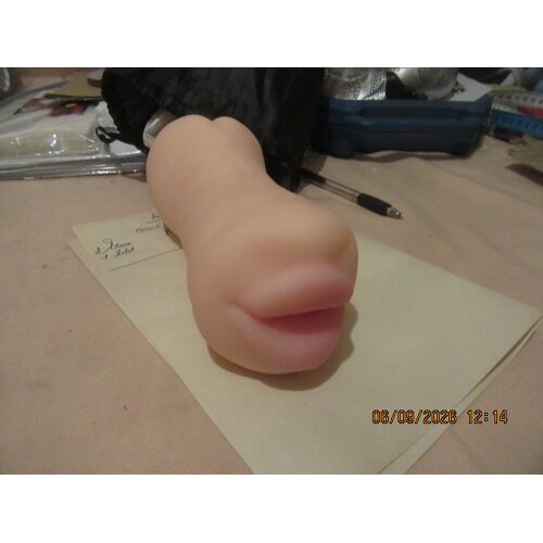 Bouche Suceuse Homme
