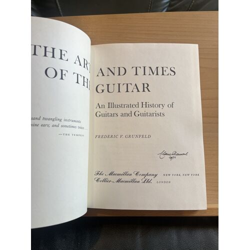 Frederic V. Grunfeld Art And Times Of The Guitar Macmillan Company 1969 Anglais
