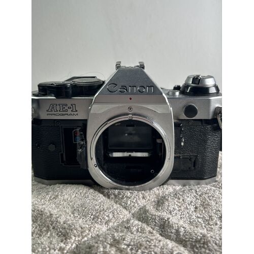 Appareil photo argentique Canon AE-1