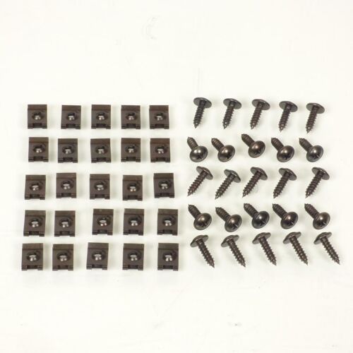 Lot De 25 Agrafes Et 25 Vis De Carénage Ø5mm Pour Moto Scooter Neuf